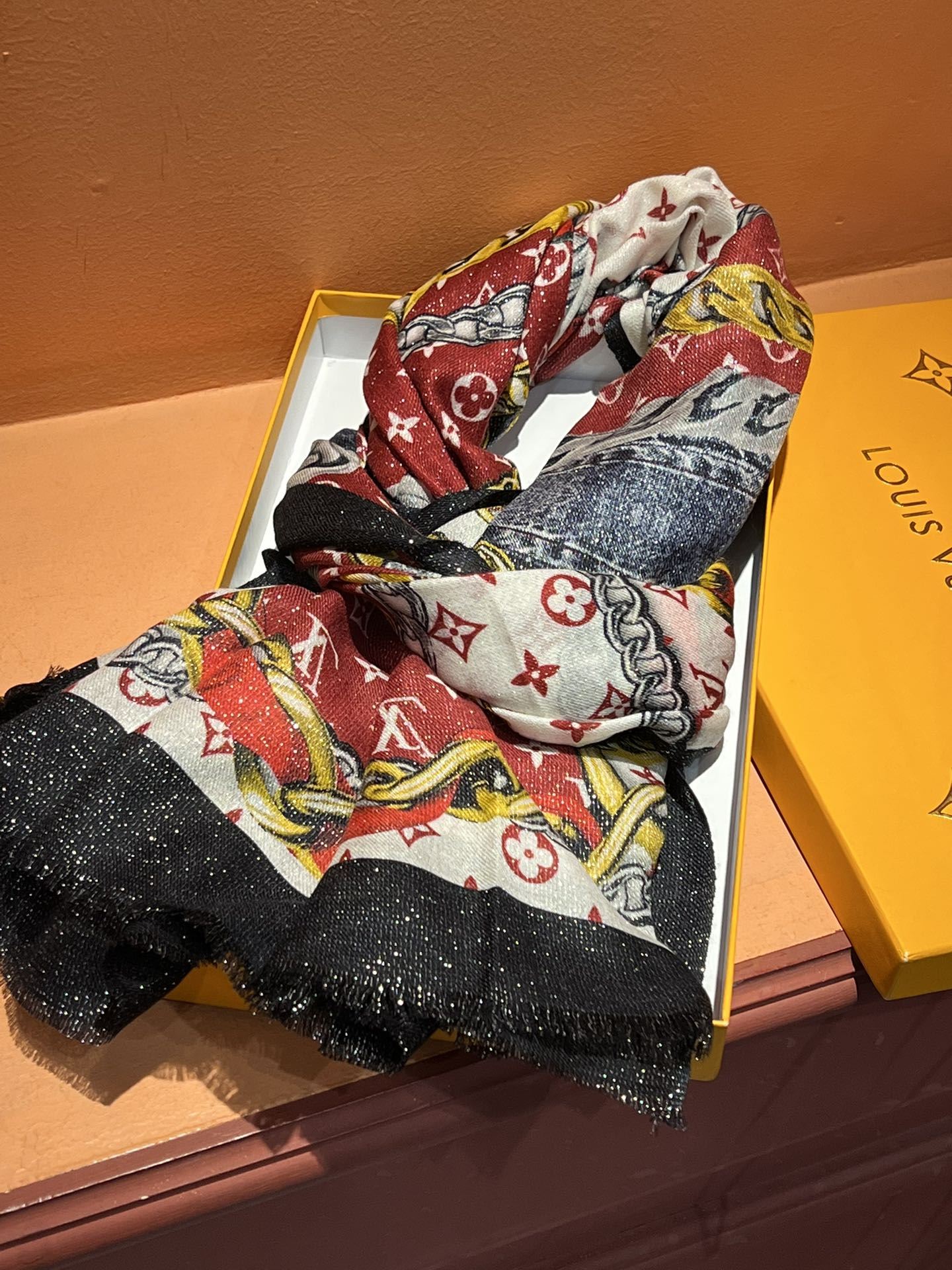 Louis Vuitton Scarf